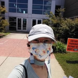 Meet your Posher, Paola